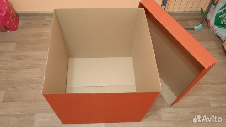 Коробка для хранения вещей