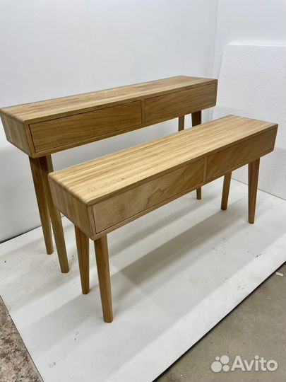 Консоль из массива бука дуба