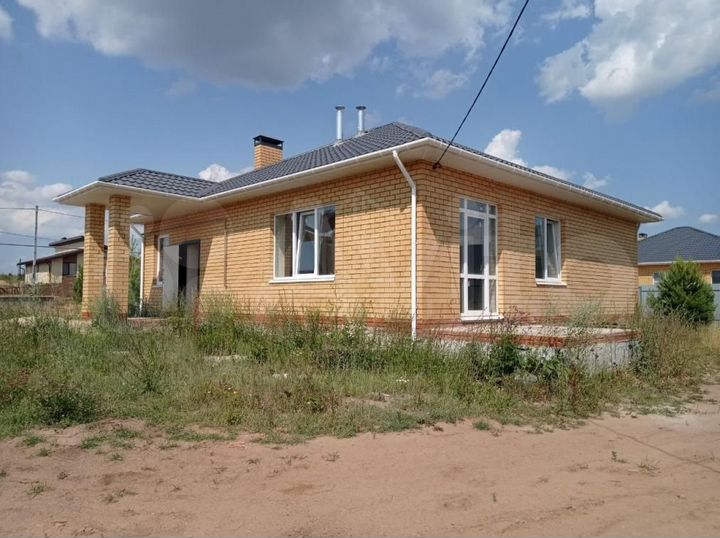 Коттедж 113 м² на участке 6 сот.