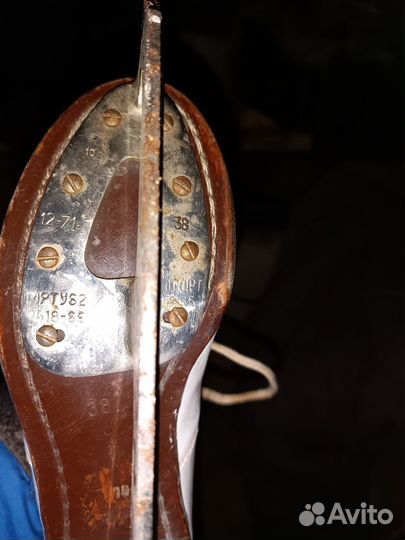 Коньки фигурные