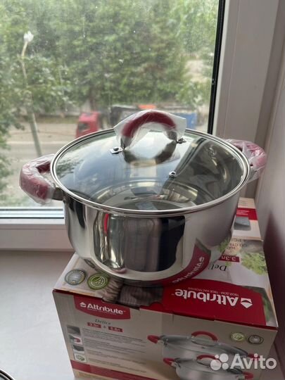 Набор кастрюль новый 3,3л 5,8л