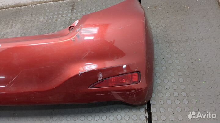 Бампер Toyota Yaris, 2013