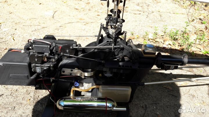 Вертолёт colibr 5 с пультом и всеми доп.запчастями