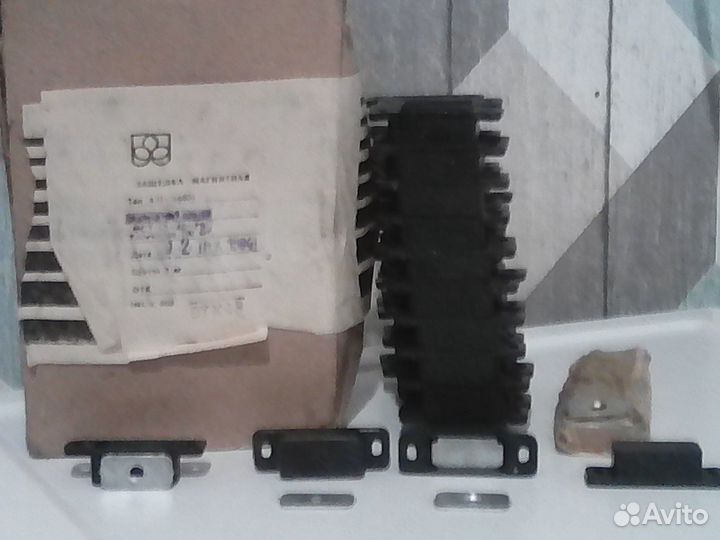 Фурнитура мебельная