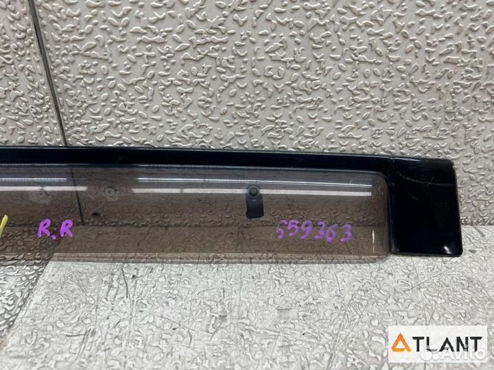 Ветровик задний правый toyota caldina