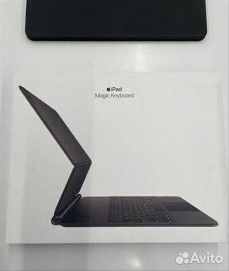 Клавиатура Apple Magic Keyboard для iPad Pro