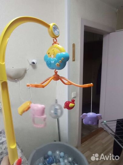 Мобиль на детскую кроватку