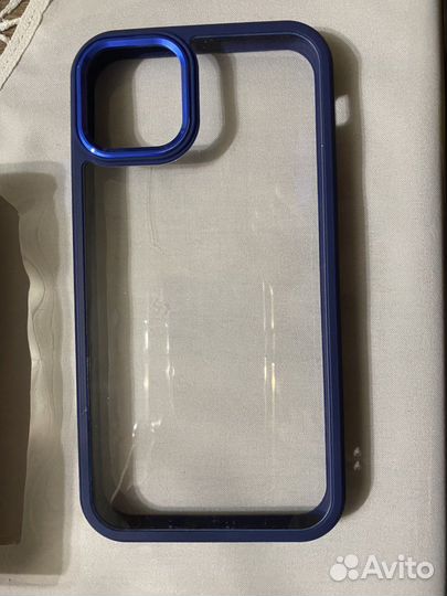 Чехлы на iPhone 11