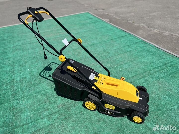 Газонокосилка электрическая