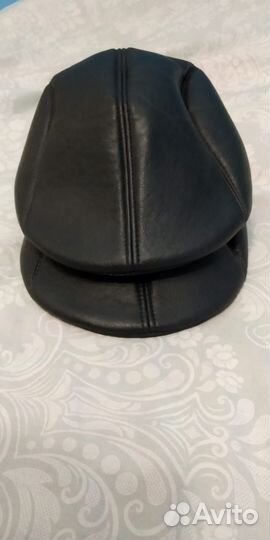 Мужская кожаная кепка