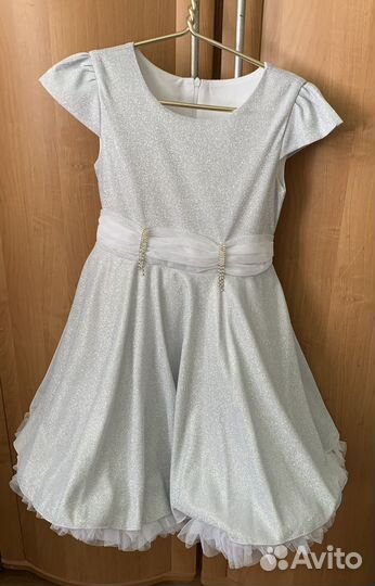 Платье для девочки очень нарядно