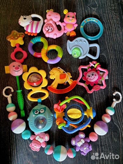 Детские игрушки 0-1год пакетом
