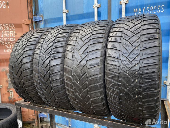 Dunlop SP Winter Sport M3 275/45 R20