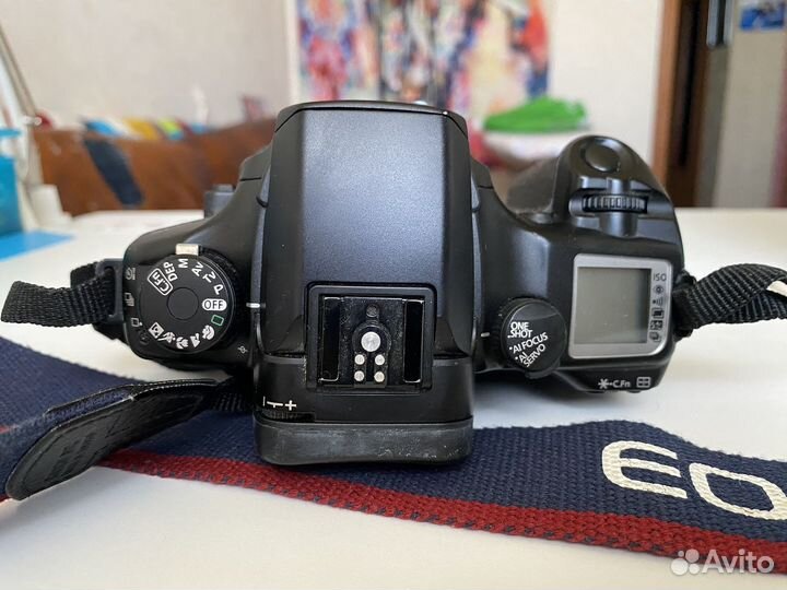 Плёночный зеркальный фотоаппарат Canon EOS 33