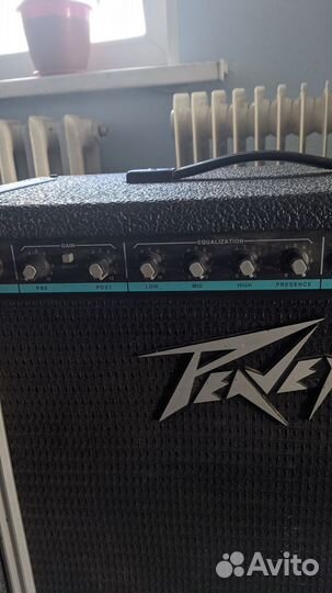 Басовый комбоусилитель peavey basic60