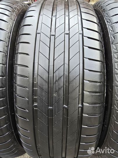 Bridgestone Turanza T005 255/45 R20 105H