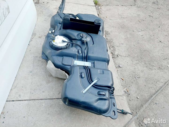 Бензобак Peugeot Partner