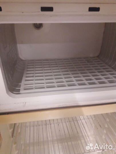 Холодильник бу маленький