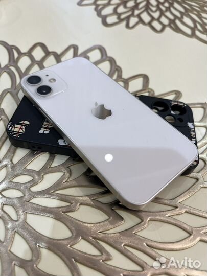 iPhone 12 mini, 64 ГБ
