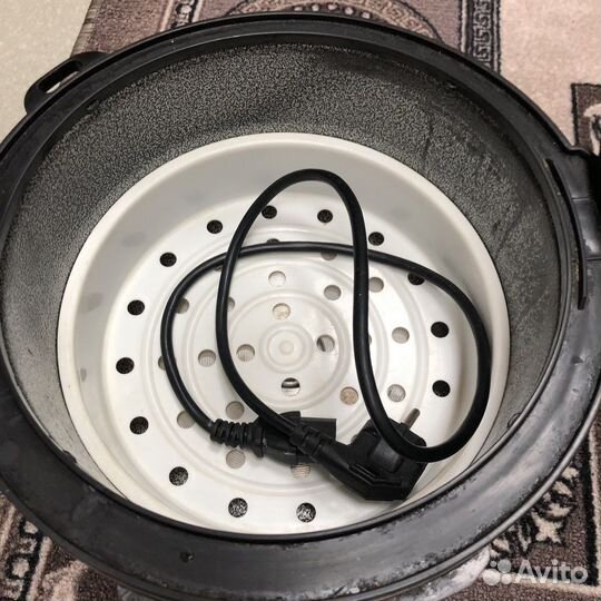 Мультиварка polaris 0548AD