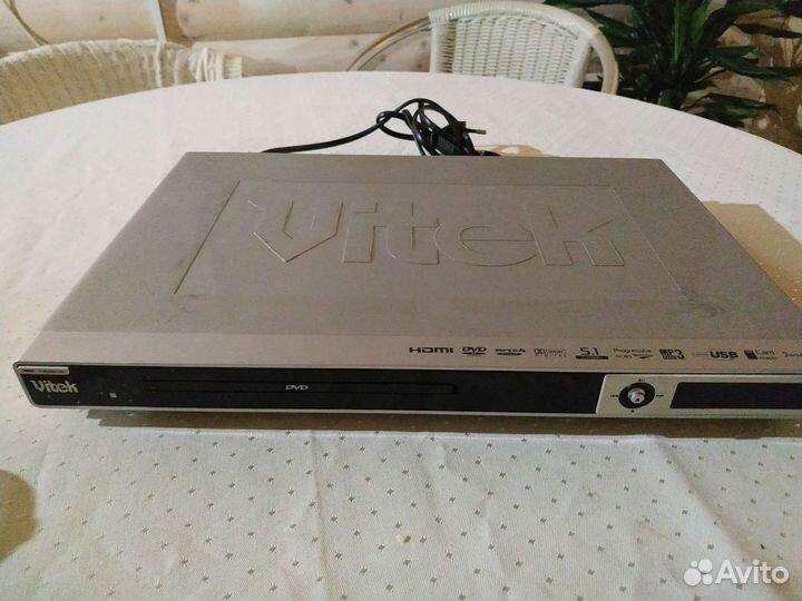 DVD плеер vitek