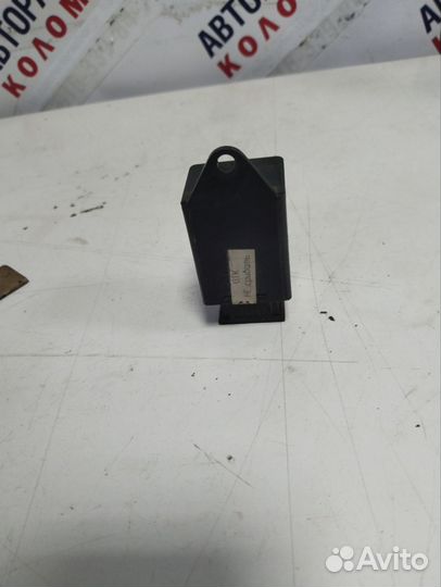 Реле Ваз Лада 2115 2006 21143747610