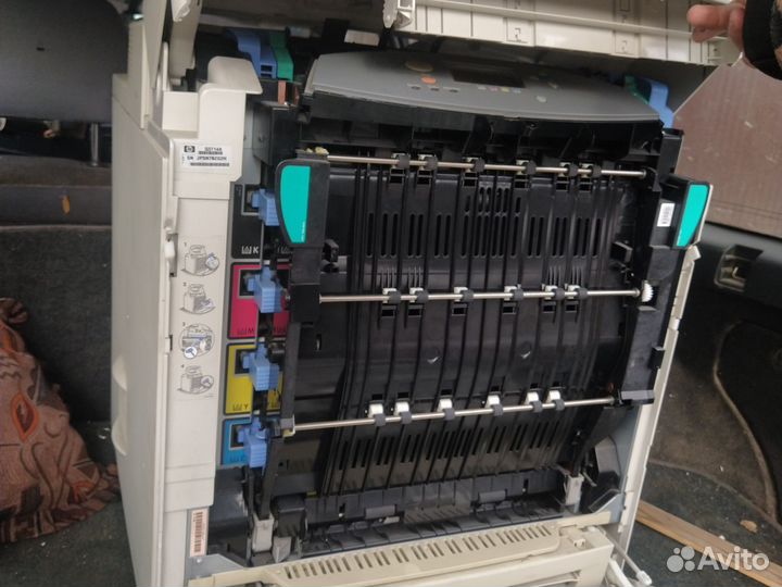Принтер HP Color LaserJet 5550n