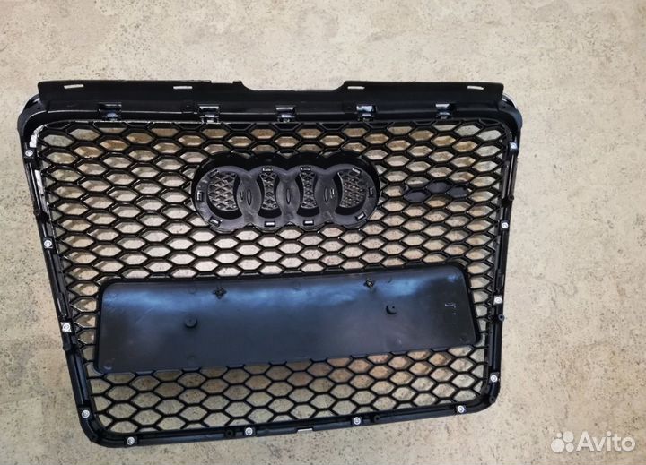 Решетка радиатора Audi RS6 C6