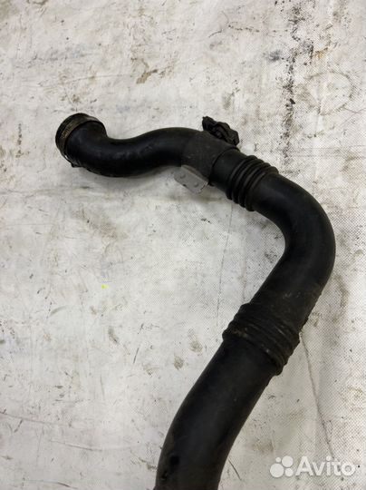Левый патрубок интеркуллера opel Astra j a14net