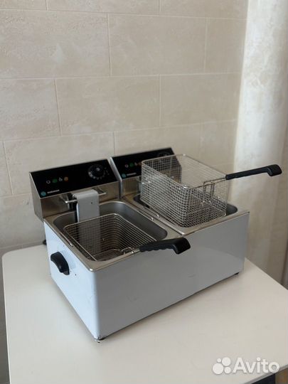 Фритюрница профессиональная Hurakan HKN-FD88N