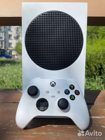 Xbox Series S +много игр