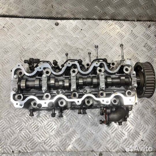 Головка блока цилиндров Toyota Carina 1995