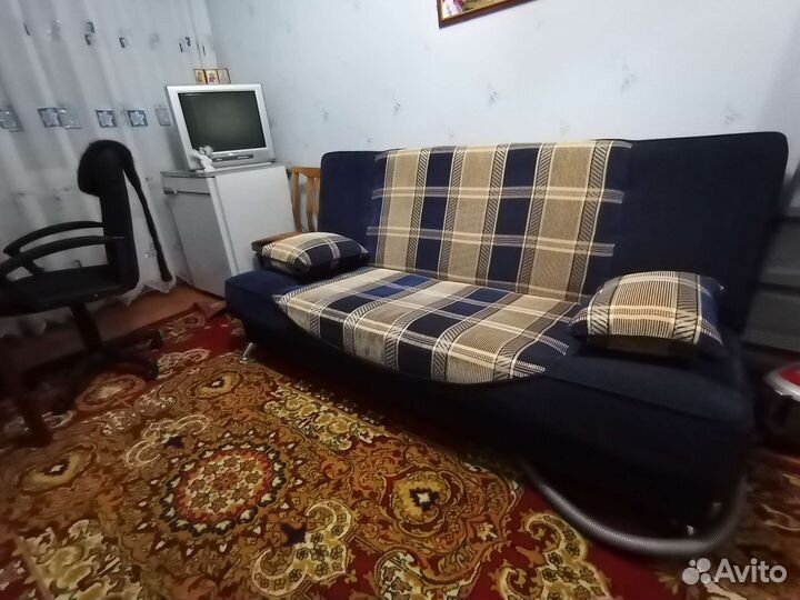 Диван книжка
