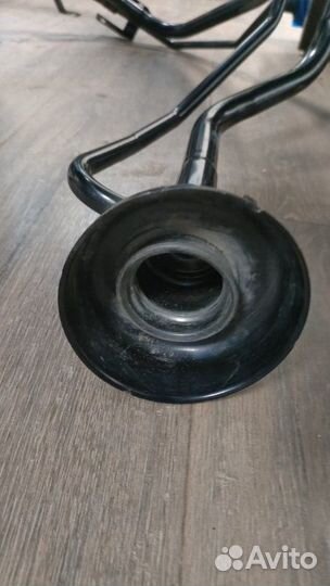 Горловина топливного бака Infiniti Ex35 1