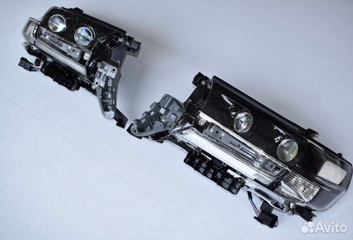 Land Cruiser 200 16+ Оптика Executive Black O9WZ5