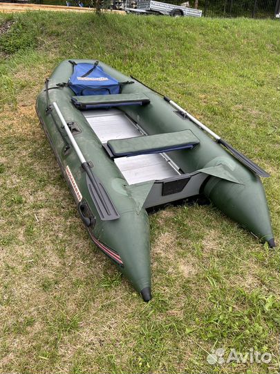 Лодка пвх Nissamaran 320