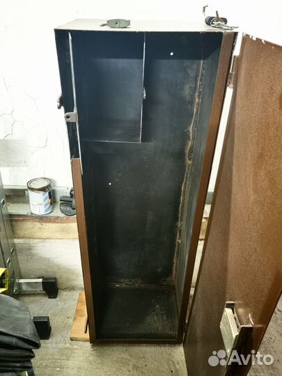 Оружейный сейф