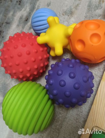 Развивающие игрушки пакетом