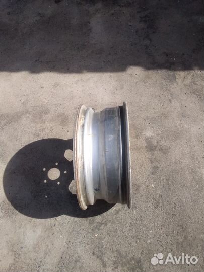 Штампованные диски r16