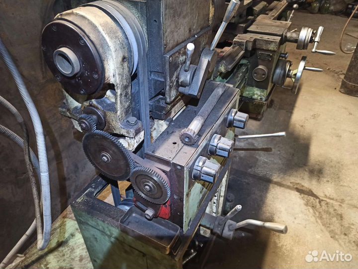 Токарный станок ит1м