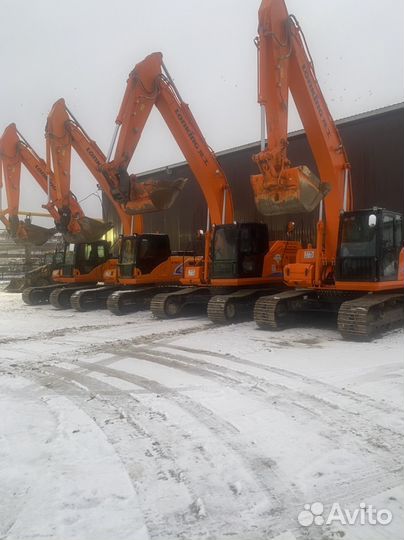 Аренда гусеничного экскаватора