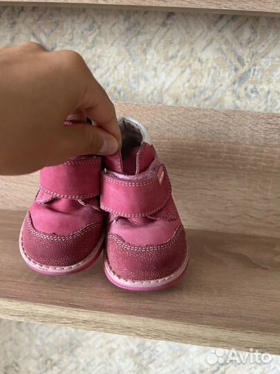 Ботинки демисезонные для девочки 20