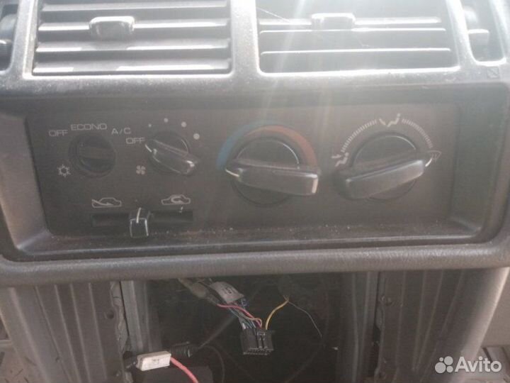 Блок управления печки Mitsubishi Space Wagon 2