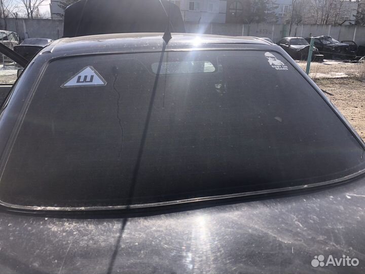 Стекло крышки багажника чери амулет