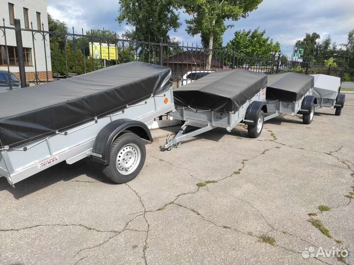 Прицепы на ул. Маяковского в Энгельсе