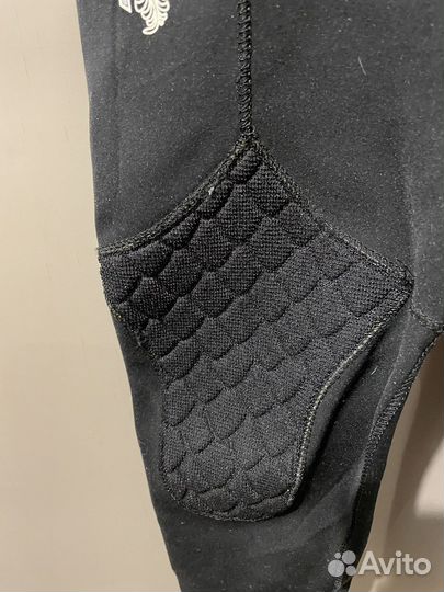 Мокрый гидрокостюм женский