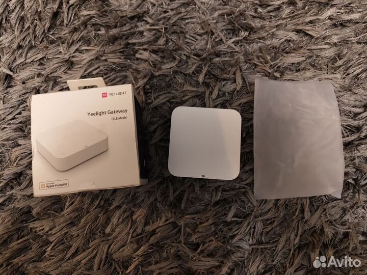 Хаб (шлюз) Yeelight gateway (BLE mesh) ylwg01yl