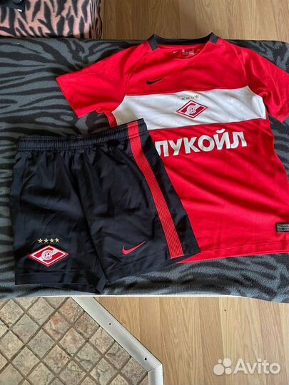 Оригинальная футбольная форма