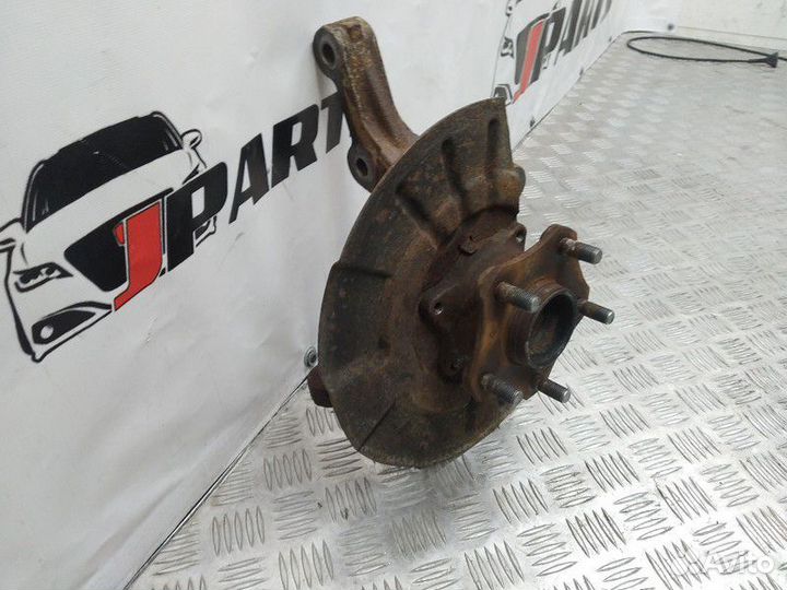 Кулак поворотный передний Suzuki Grand Vitara