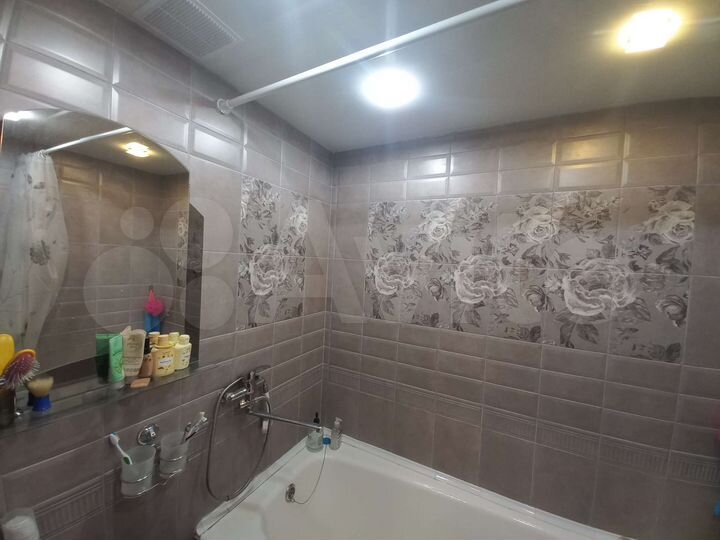 4-к. квартира, 78 м², 8/9 эт.